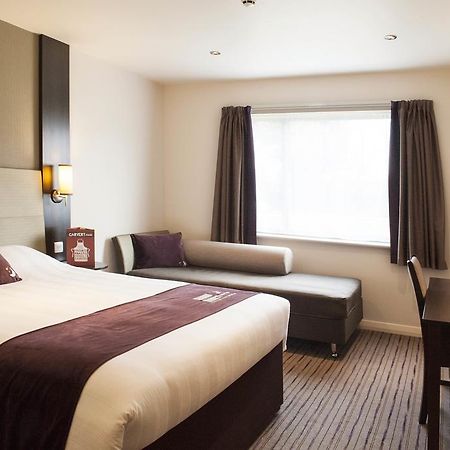 Premier Inn Manchester - Prestwich Kültér fotó