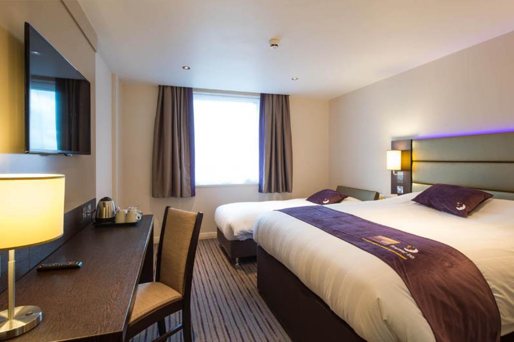 Premier Inn Manchester - Prestwich Kültér fotó