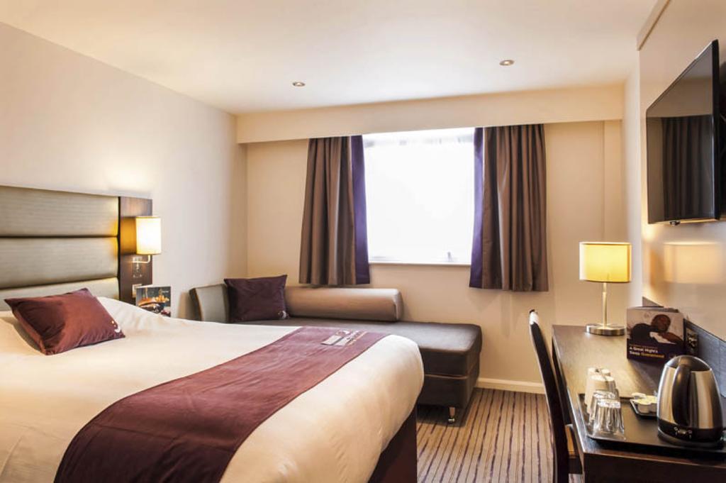 Premier Inn Manchester - Prestwich Kültér fotó